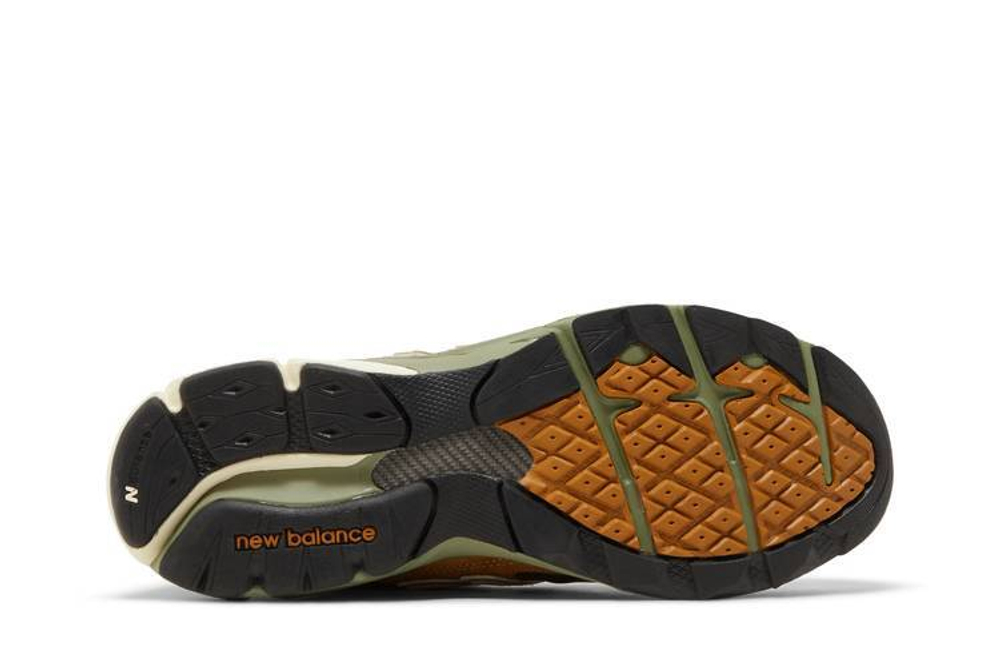 Кроссовки Teddy Santis X New Balance Nb 990 V3 "Brown Olive"