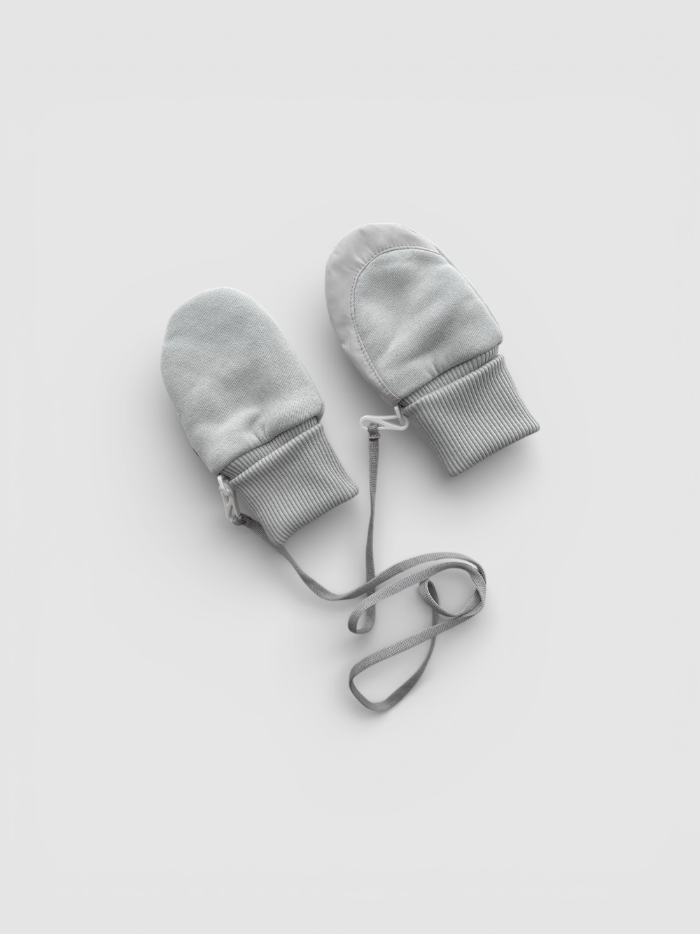 Легкие варежки (ultimate gray)