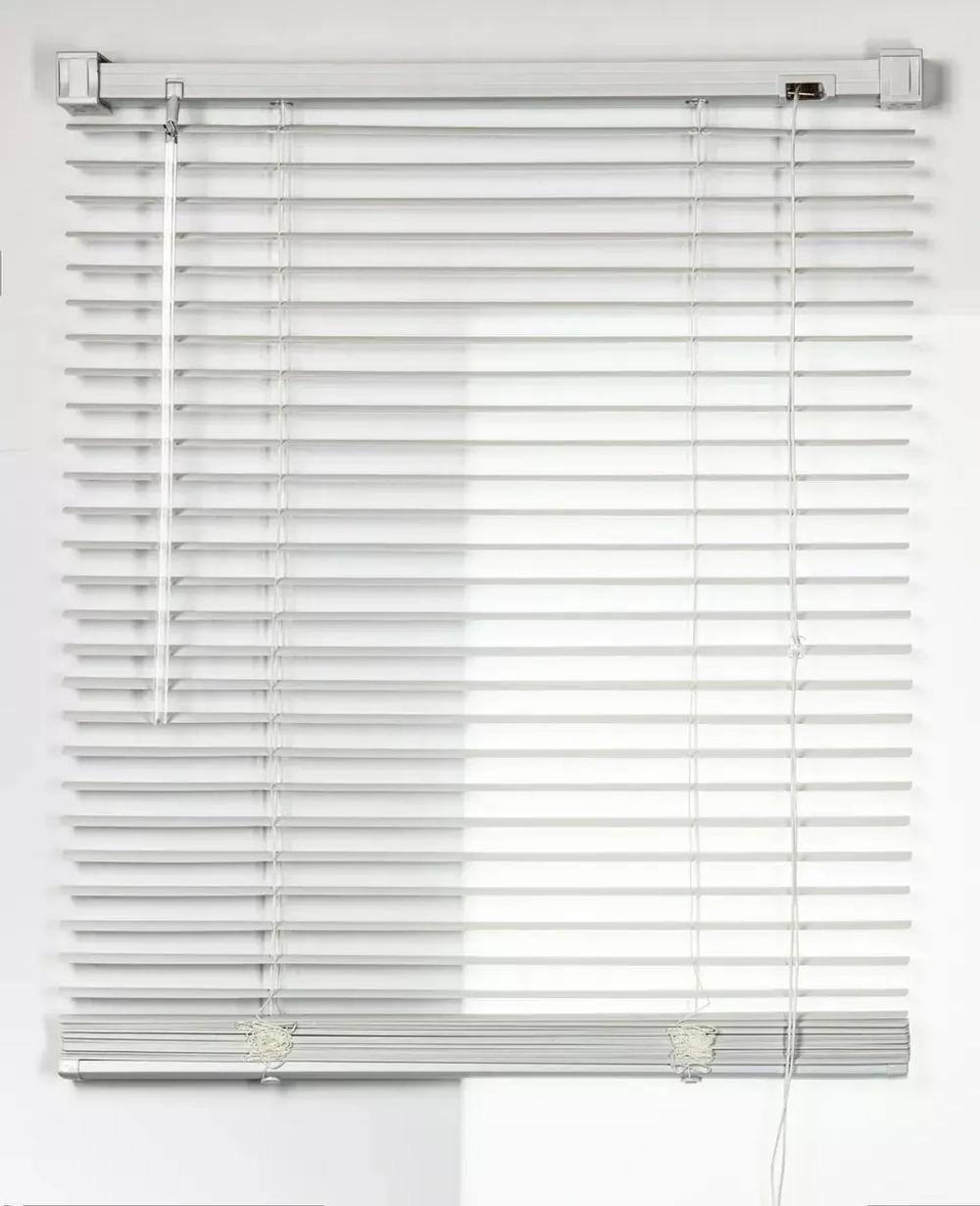 Жалюзи пластиковые, белый