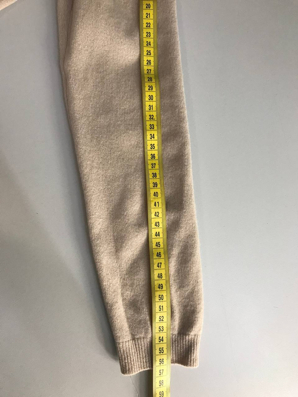 Джемпер Benetton базовый, визуально на 44 размер