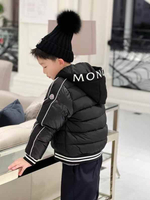 Пуховик Moncler