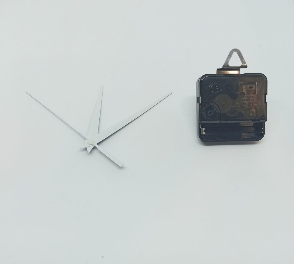 `Часовой механизм, шток 21 мм, со стрелками №08