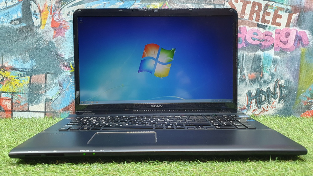 Ноутбук Sony i5/8 Gb/FHD/Sony VAIO SVE171  SVE-1712V1RB/Windows 7