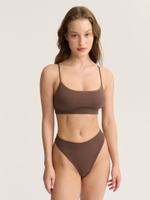 Бесшовные трусы стринги со средней посадкой