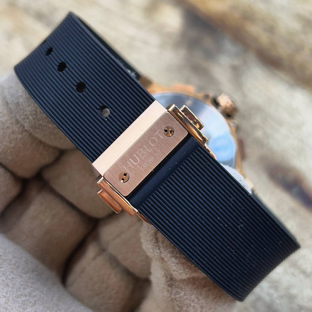 Часы Hublot