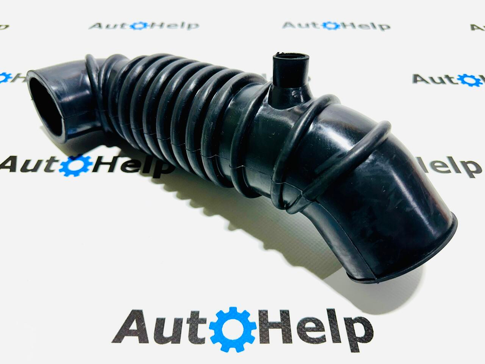 Патрубок воздушного фильтра MD160939 Mitsubishi