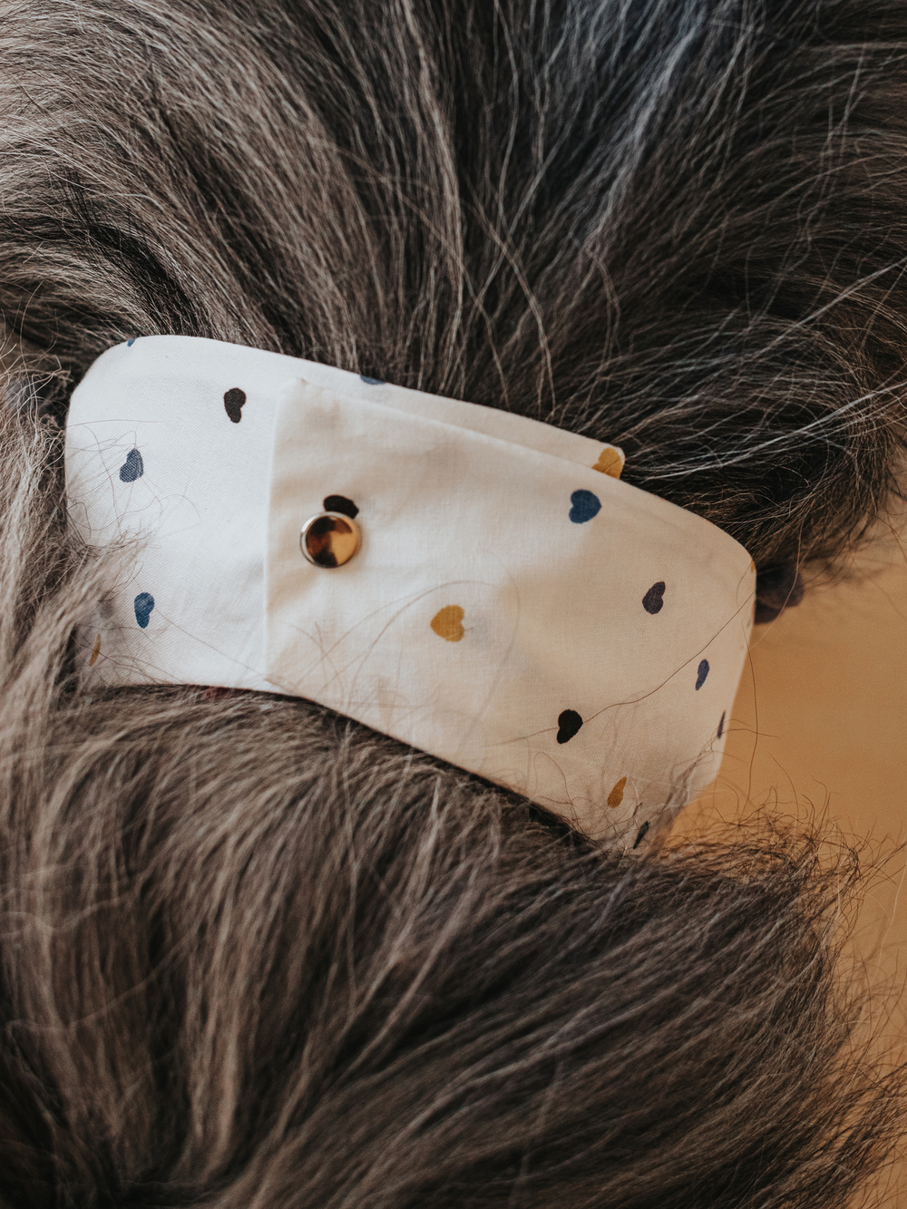 Бандана серая с сердечками