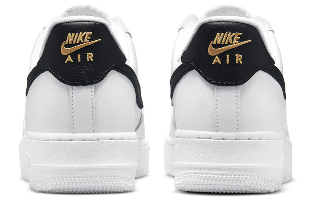 Кроссовки Nike Air Force 1 Essential (Женская размерная сетка)