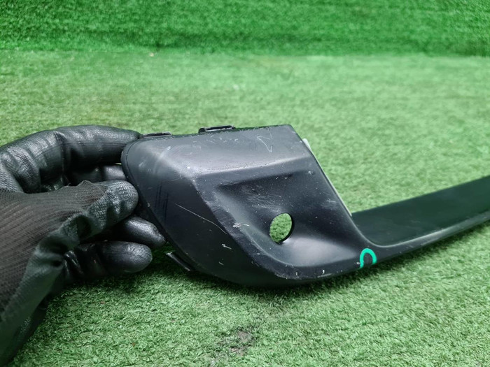 Накладка переднего бампера Porsche Cayenne 3 17-23