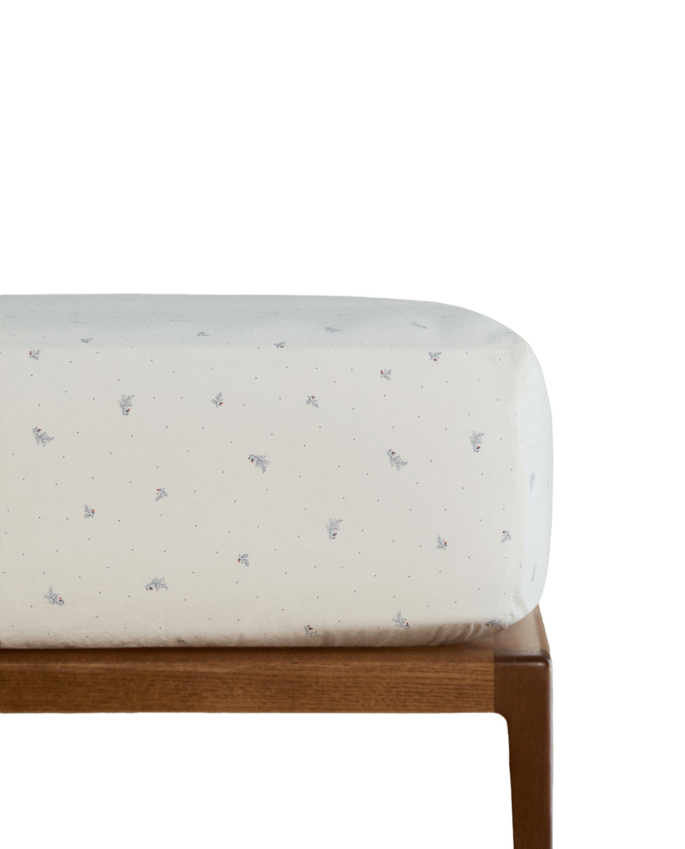 Простыня на резинке Zara Home, хлопок 100%, с растительным принтом, 1661/900