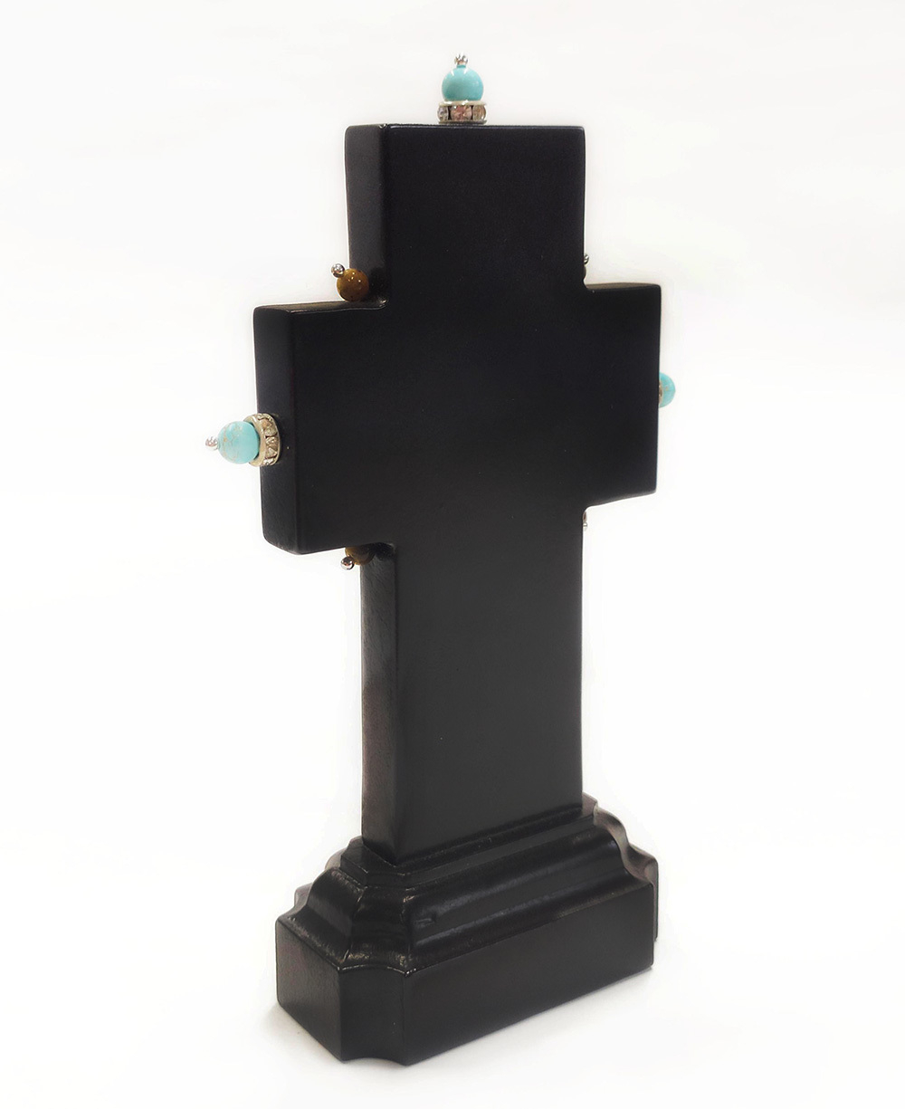 Крест на подставке (малый с камнями)