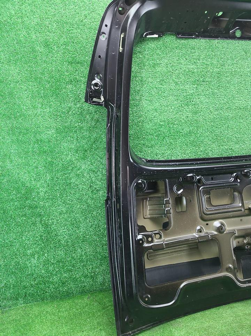 Крышка багажника Hyundai Staria (2021-н.в.)