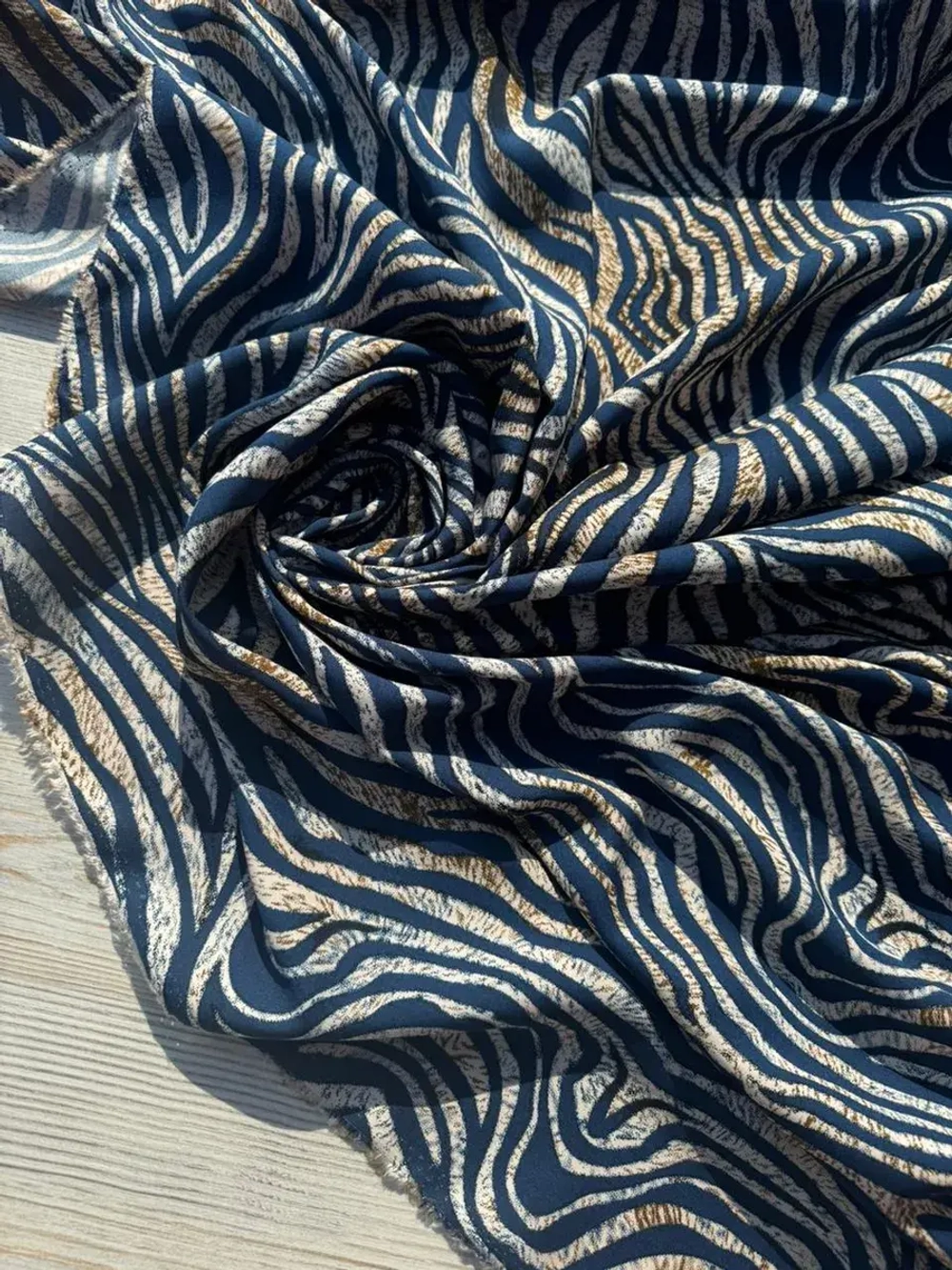 Ткань для шитья 2,5 м штапель вискоза принт