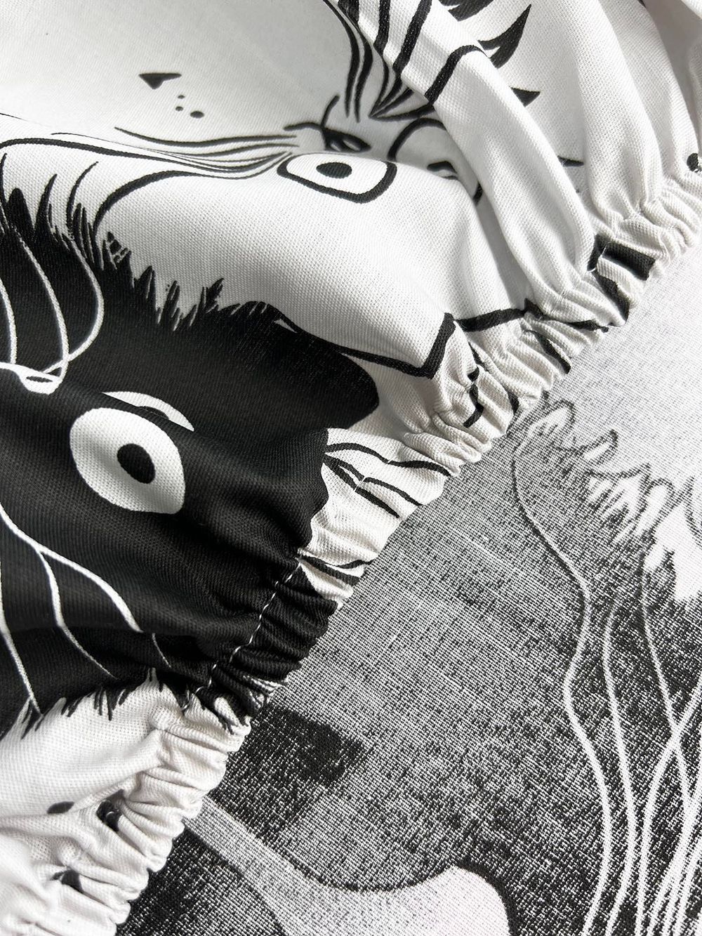 Постельное белье "Tomcat" евро наволочки 50х70 2шт Простынь на резинке 180х200 см Пододеяльник 200х215 см Сказка сатин