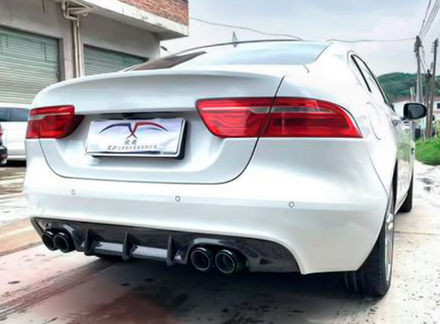 Карбоновый диффузор заднего бампера для Jaguar XE 2015-2019 Ягуар