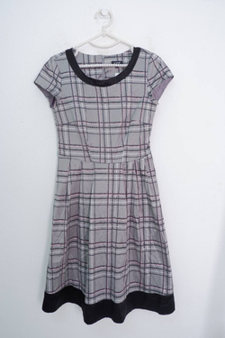 Платье Ostin в клетку 42 размер