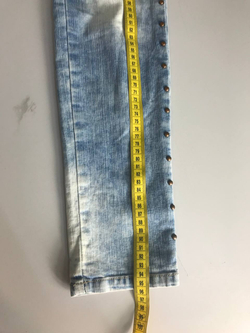 Джинсы Gloria Jeans с заклепками, визуально на 46 размер