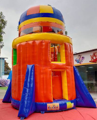 Аттракцион надувная аэротруба "Ракета", 4.5*4.5*6.4 м.