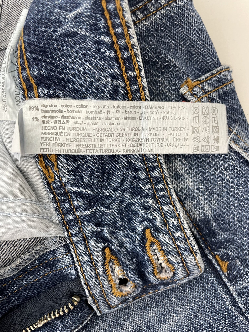 Джинсы Zara