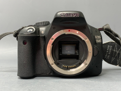 Canon 550D Kit 18-55mm 3.5-5.6 II