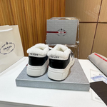 Кроссовки Prada