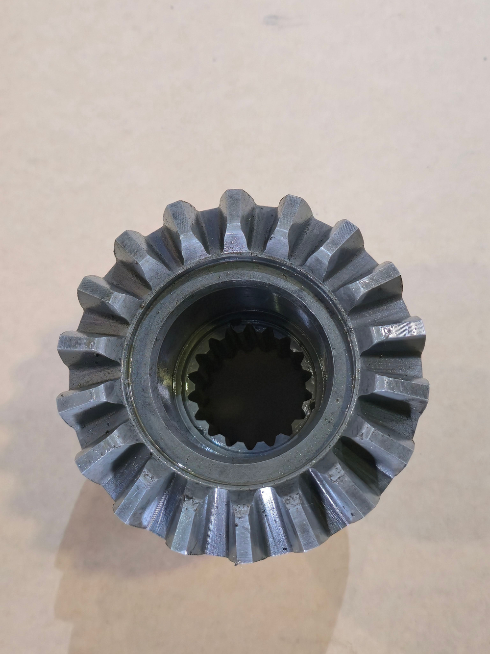 Шестерня заднего вала Z18 н/о (ОАО МАЗ)