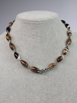 Чокер-колье из полосатого агата «Линии спокойствия»