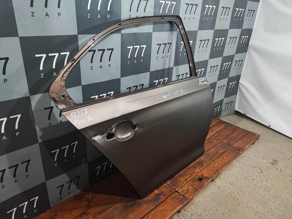 Дверь задняя правая Polo 6 (20-) Rapid 1-2 (12-) Б/У Оригинал 60U833312