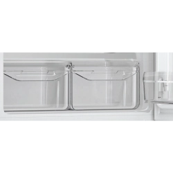Холодильник Indesit DS 3180 W