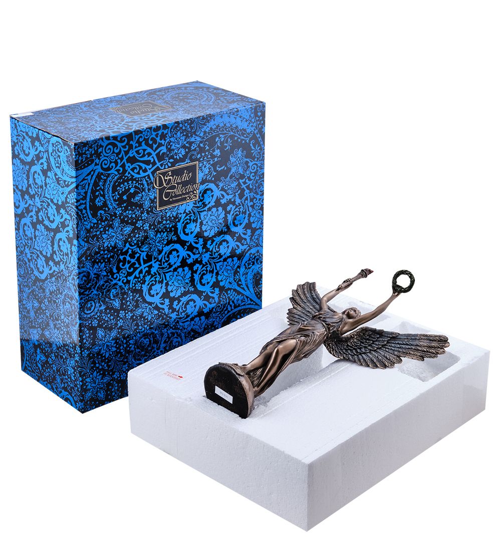 WS- 83/ 1 Статуэтка «Богиня Ника с факелом и лавровым венком»