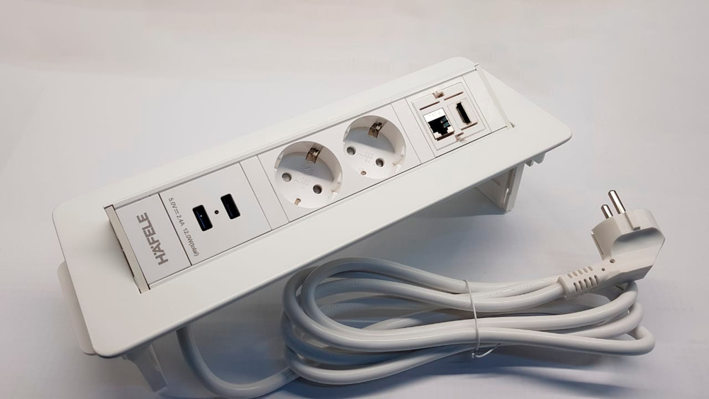 Розетка врезная G47 (2 EURO + 2 USB-A + 1 RJ-45 (Ethernet) + 1 HDMI), белая