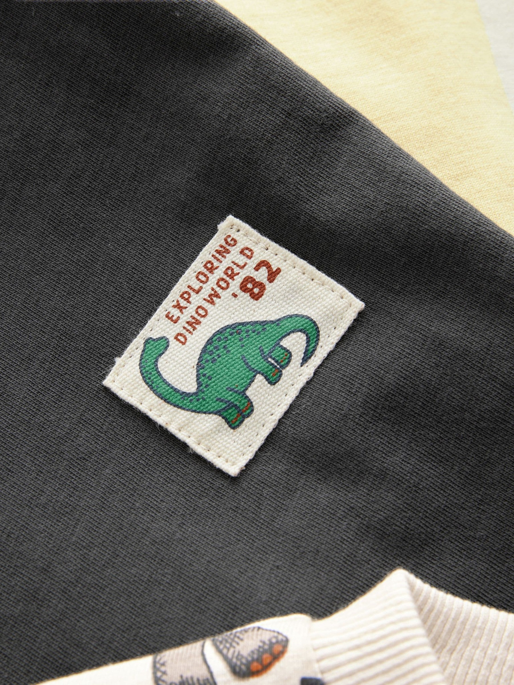 Футболка для мальчика Next E63-185, 3 шт., Темно-серый, Молочный, Светло-желтый