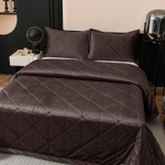 Велюровое покрывало в клетку с наволочками OVL037