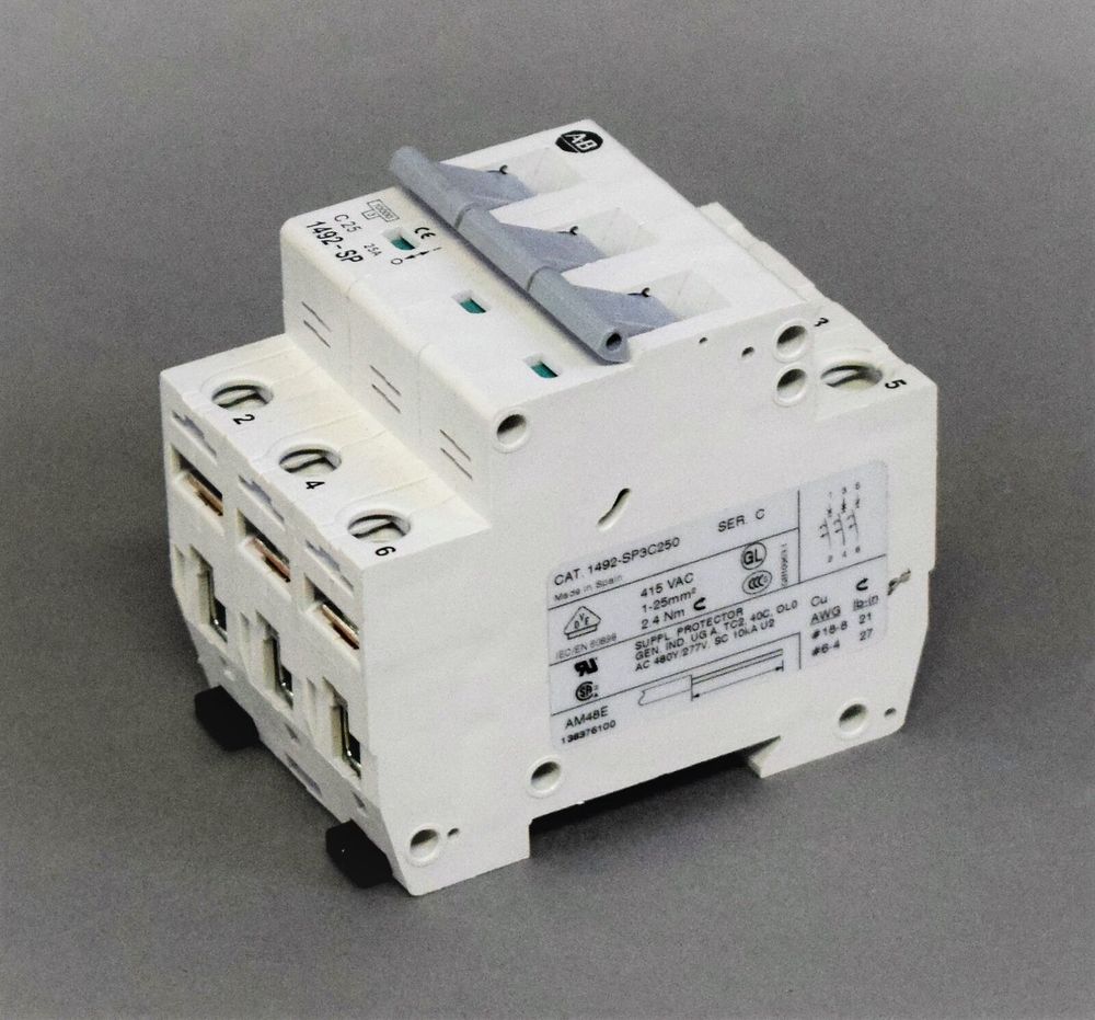 ALLEN-BRADLEY 1492-SP3C200