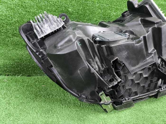 Фара левая BMW X3 G01 (2021-н.в.) LED (В сборе)