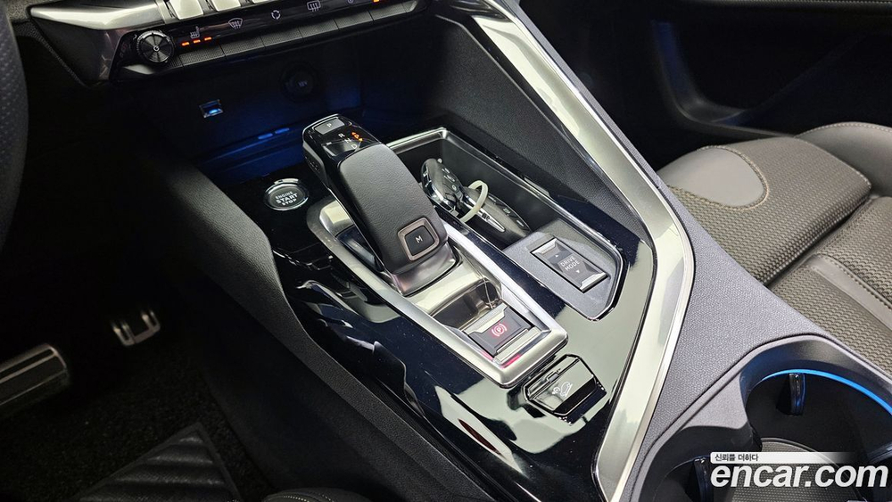 Peugeot 3008 2 Generation 1.2 Pure Tech GT (12.2022)