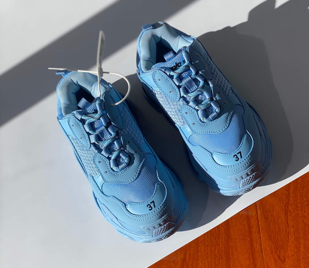 Balenciaga Triple S