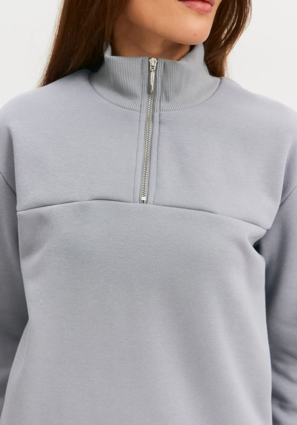 Утепленный спортивный костюм