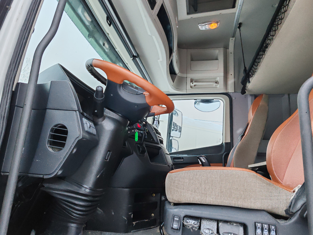 Foton AUMAN 4x2 Седельный тягач EST A 1846 AMT (Дизельный, 11,8 л, АТ, 470 л.с.)