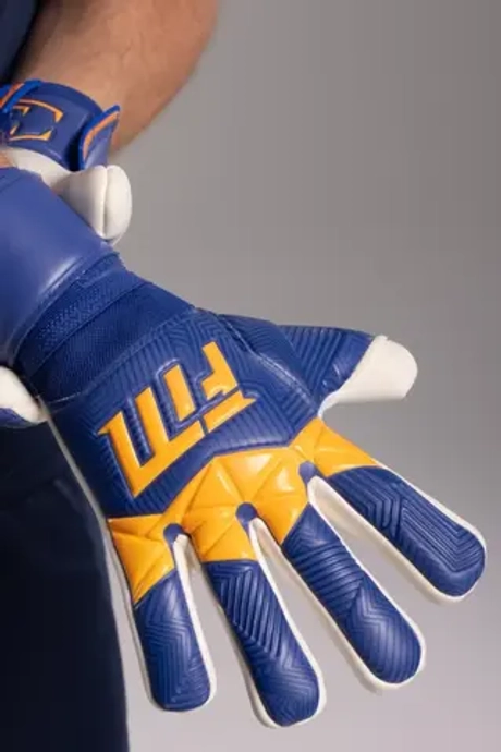 Вратарские перчатки Football Masters Varis X