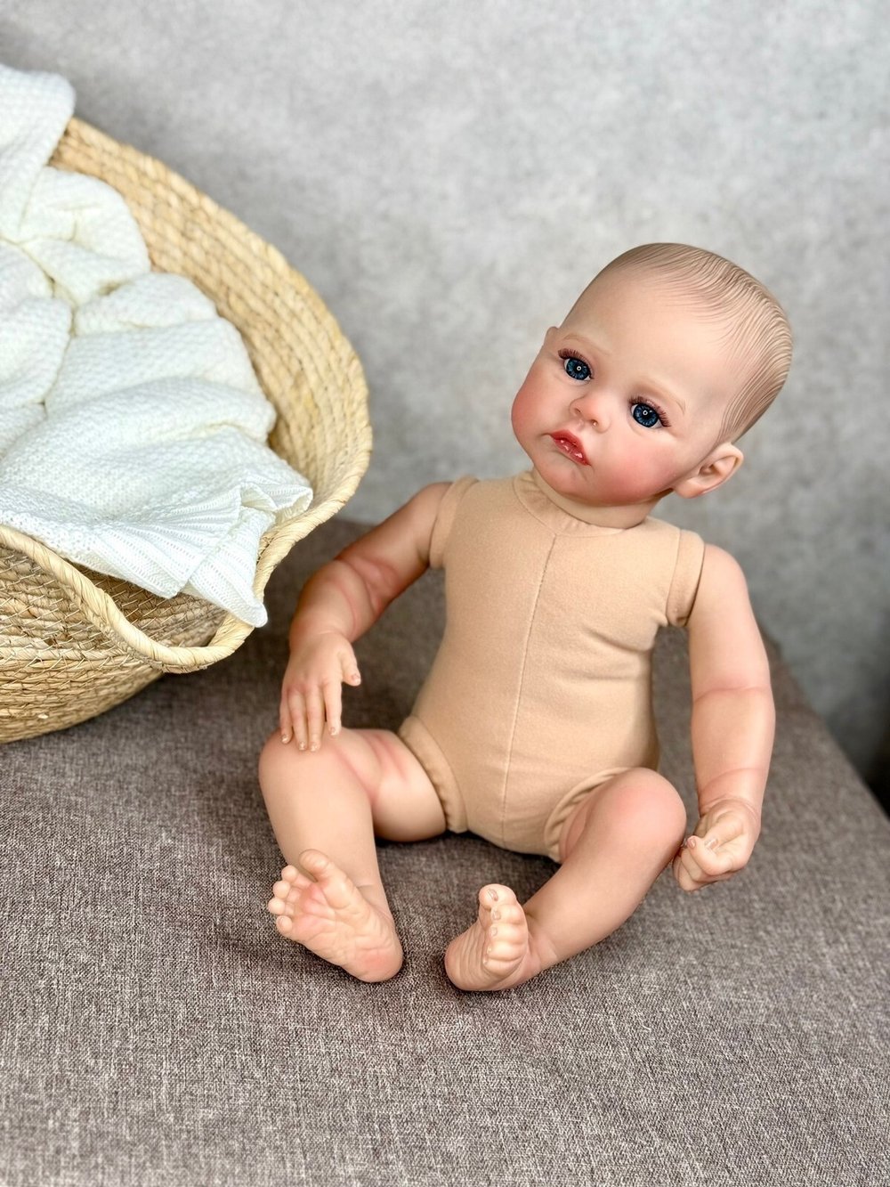 Кукла Реборн мягконабивная 48см без одежды (FA-822AW)