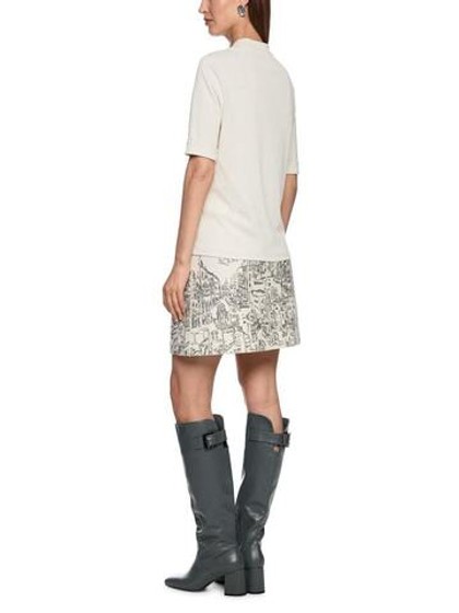 Marc Cain Футболка цветочной аппликацией на вырезе