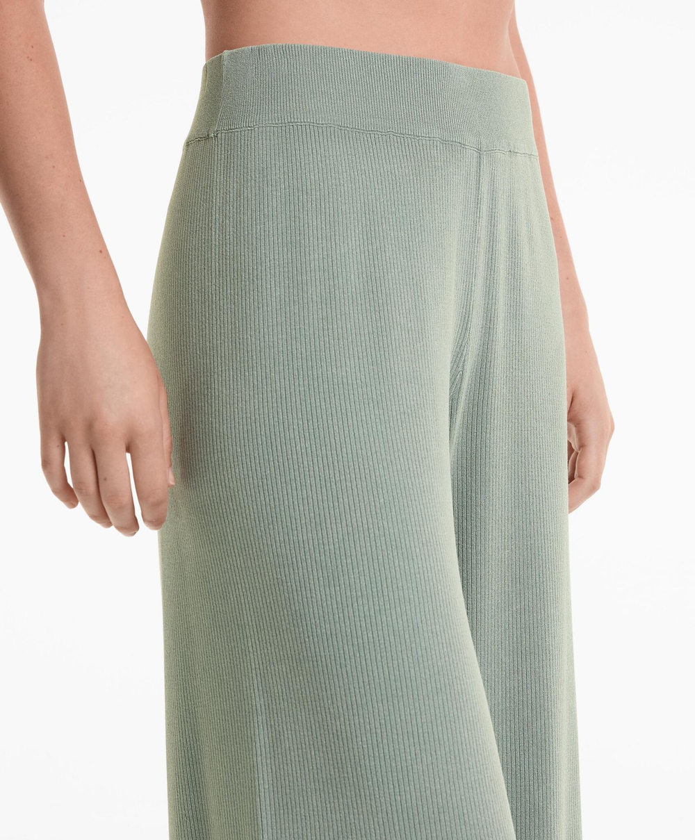 OYSHO Трикотажные брюки прямого кроя, светло-зеленый