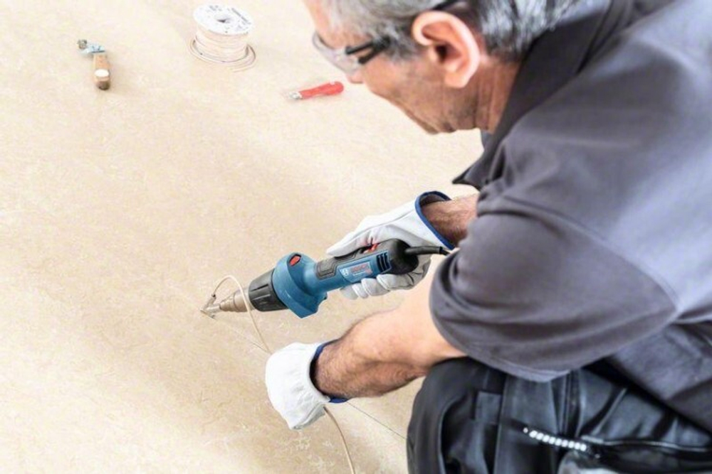 Фен строительный сетевой BOSCH GHG 20-60 06012A6400