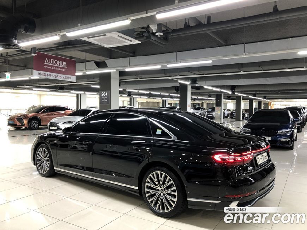 Audi A8 (D5) 55 TFSI Quattro Premium LWB (09.2023)