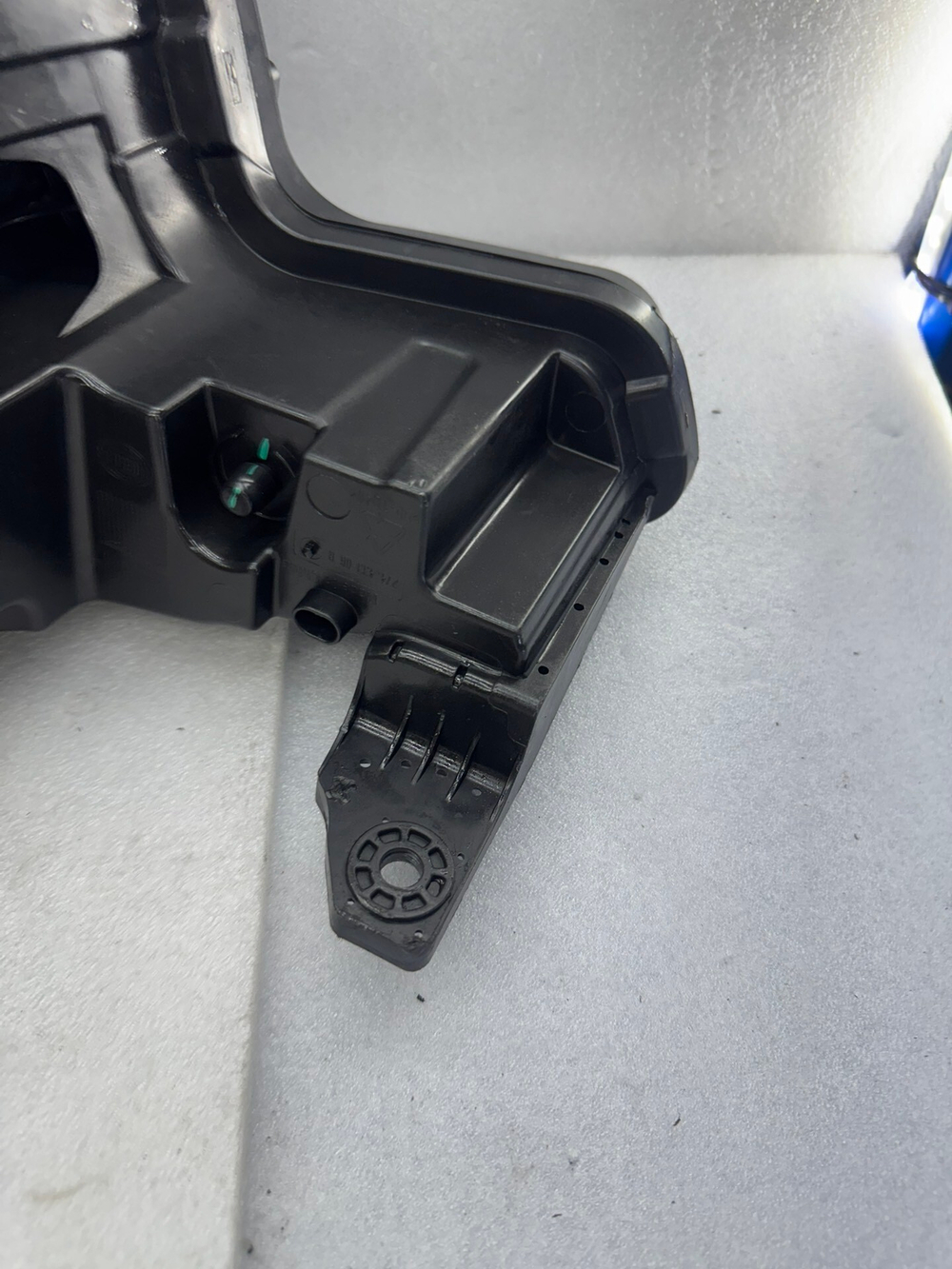 Оригинальная LED фара Geely Galaxy E8
