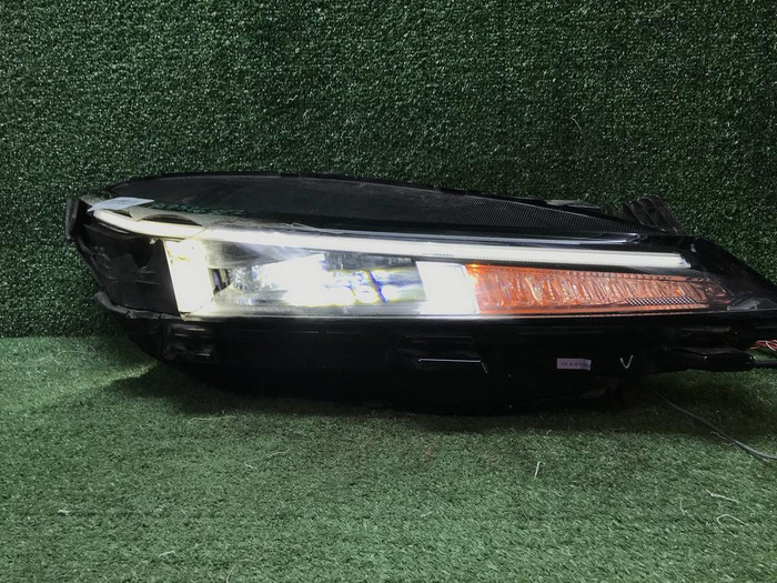 Битая Фара правая Changan Lamore (2023-н.в.) LED