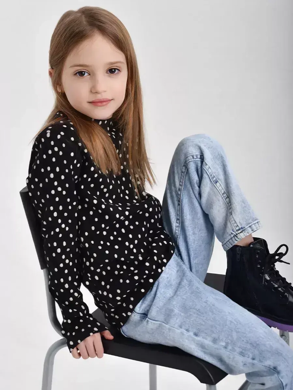 Лонгслив базовый для девочки в горошек