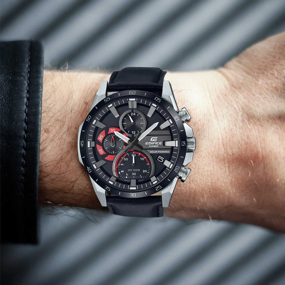 Часы Casio EQS-940BL-1A