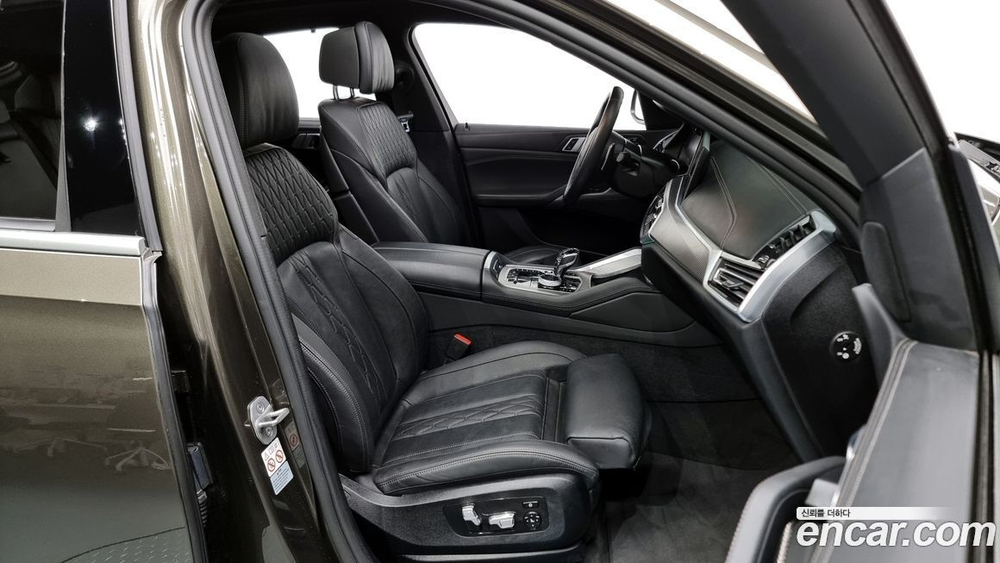 BMW X6 (G06) xDrive40i M Sports (11.2022)
